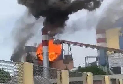引起粉尘爆炸的原因及处理措施？